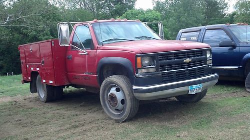 Chevy 3500hd utility bed 454