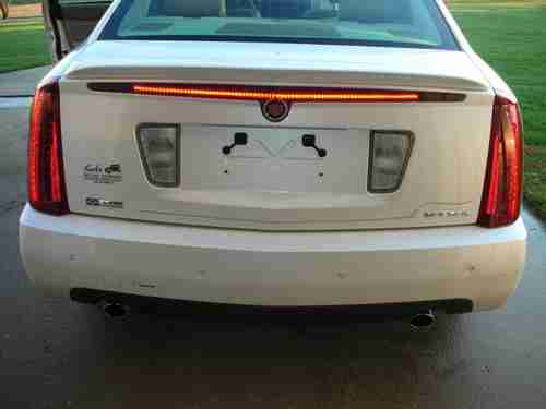 2006 Cadillac STS AWD 4-Door 4.6L Pearl White - Parts Car *Wrecked/Salvage Title, US $3,350.00, image 3