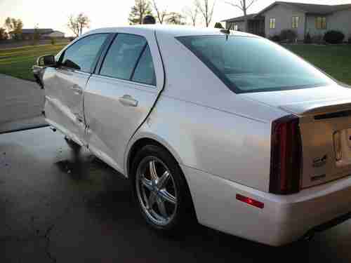 2006 Cadillac STS AWD 4-Door 4.6L Pearl White - Parts Car *Wrecked/Salvage Title, US $3,350.00, image 4