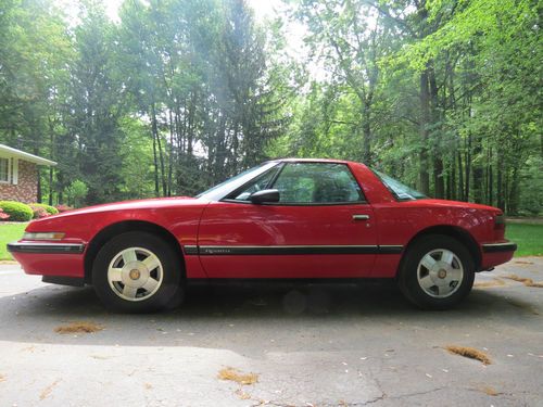 1990 buick reatta base coupe 2-door 3.8l