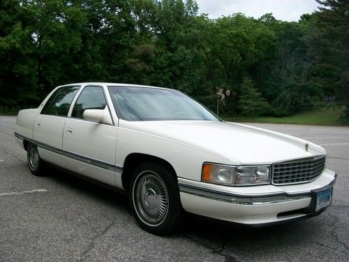 1995 cadillac sedan deville - estate car - 54,582 original miles