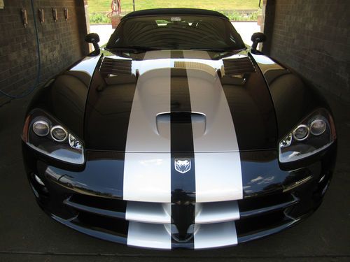 2006 dodge viper srt-10 convertible 2-door 8.3l