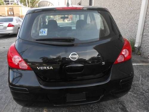 2007 nissan versa s hatchback 4-door 1.8l