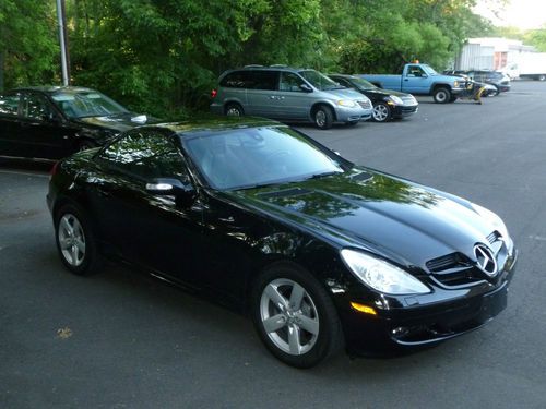 2007 mercedes-benz slk350 convertible 2-door 3.5l black beauty!!! hot ride!!!