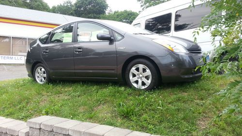 2009 toyota prius hybrid one owner non smoker only 16k miles