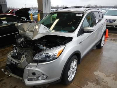 2013 ford escape titanium eco boost 4wd salvage repairable no frame damage nice!