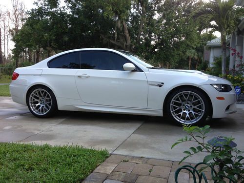 2011 bmw m3 coupe only 8k miles competition pkg. 6-spd carbon fiber roof navi