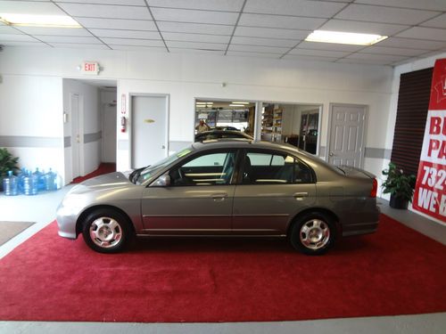 2004 HONDA CIVIC - HYBRID -  4 DR -ONE OWNER-- 40+  MPG, image 3