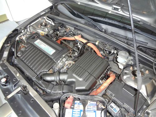 2004 HONDA CIVIC - HYBRID -  4 DR -ONE OWNER-- 40+  MPG, image 9