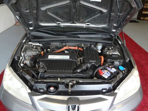 2004 HONDA CIVIC - HYBRID -  4 DR -ONE OWNER-- 40+  MPG, image 19