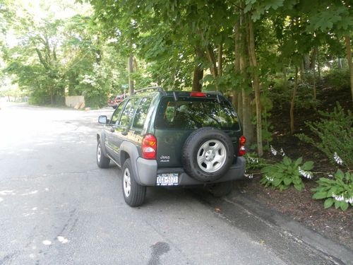 2003 Jeep Liberty Sport, image 3