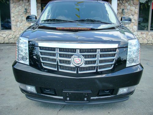 2010 cadillac escalade base sport utility 4-door 6.2l