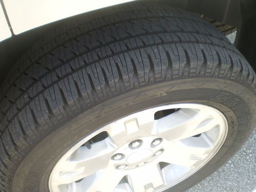 2010 GMC Yukon SLT Sport Utility 4-Door 5.3L, US $26,000.00, image 9