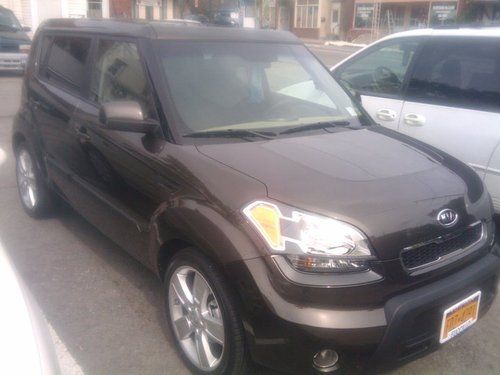 2011 kia soul exclaim hatchback 4-door 2.0l