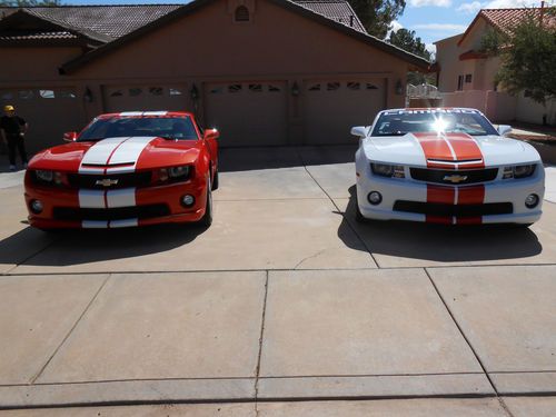 2010 &amp; 2011 chevrolet camaro pace cars