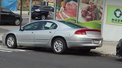 2000 silver dodge intrepid