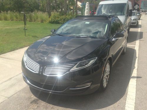 2013 lincoln mkz 2l fwd loaded with panoramic roof, cooled seating, and more