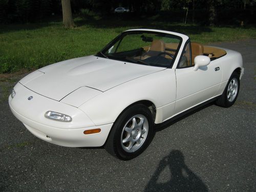 1996 mazda miata cream puff 118k! 3rd owner white tan leather near perfect lsd