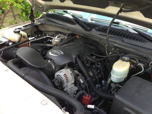 2002 Chevrolet Silverado 2500 HD Ext Cab LT 6.0L Awesome Truck, image 19