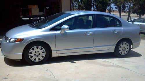 2006 honda civic gx sedan 4-door 1.8l