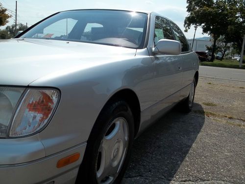 1999 LEXUS LS 400 / EXCELLENT CONDITION / WELL MAINTAINED / LOW MILES 123K, image 5