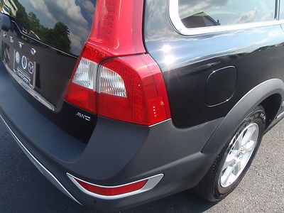 ONE OWNER 2011 VOLVO XC70 WAGON AWD 3.2L V6 SUNROOF HEATED LEATHER 4WD 6CYL, image 9