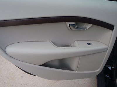 ONE OWNER 2011 VOLVO XC70 WAGON AWD 3.2L V6 SUNROOF HEATED LEATHER 4WD 6CYL, image 26