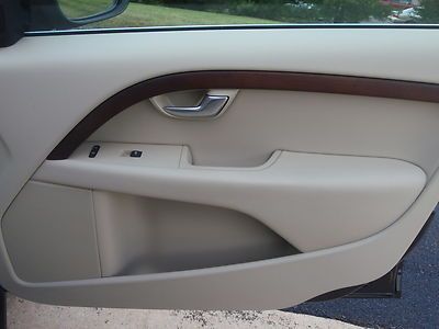 ONE OWNER 2011 VOLVO XC70 WAGON AWD 3.2L V6 SUNROOF HEATED LEATHER 4WD 6CYL, image 35