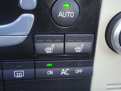 ONE OWNER 2011 VOLVO XC70 WAGON AWD 3.2L V6 SUNROOF HEATED LEATHER 4WD 6CYL, image 46