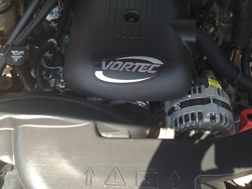 2004 Chevrolet Suburban 1500 Z71 Sport Utility 4-Door 5.3L, US $17,500.00, image 14