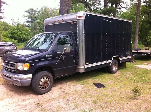 1999 e 350 sd 14 ft. bow truck 7.3 powerstroke