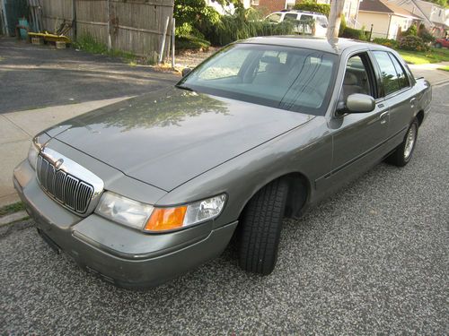 2000 mercury grand marquis gs - runs and drives 100%