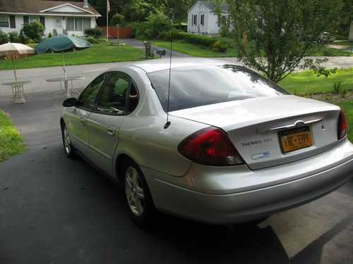 Форд Taurus 2001