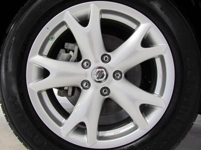 SL SUV 2.5L CD 4 Speakers AM/FM radio AM/FM/CD Audio System Air Conditioning, image 8