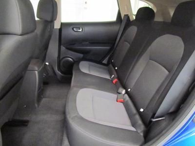 SL SUV 2.5L CD 4 Speakers AM/FM radio AM/FM/CD Audio System Air Conditioning, image 18