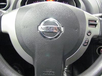 SL SUV 2.5L CD 4 Speakers AM/FM radio AM/FM/CD Audio System Air Conditioning, image 21