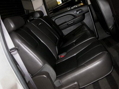 CREW CAB SHORT BED ( LTZ ) 1 OWNER! LOW MILES, US $36,900.00, image 46