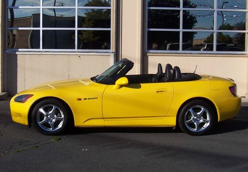 2001 honda s2000  convertible 2-door 2.2l 36k miles imaculate