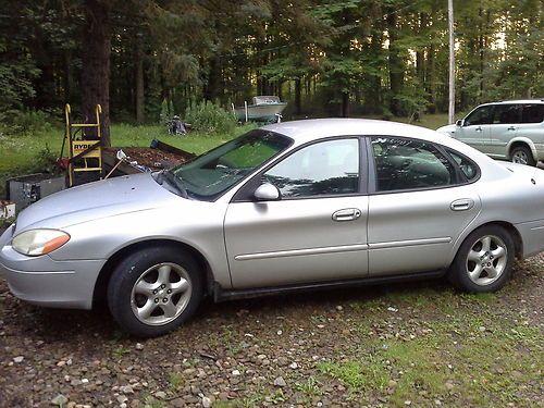 2000 ford taurus southern car