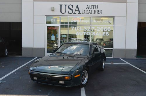 1983 porsche 944 base coupe 2-door 2.5l