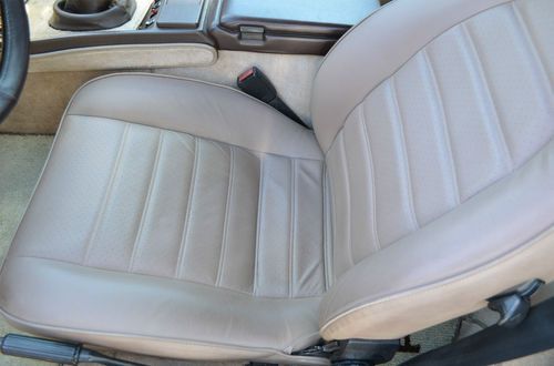 1983 Porsche 944 Base Coupe 2-Door 2.5L, image 16