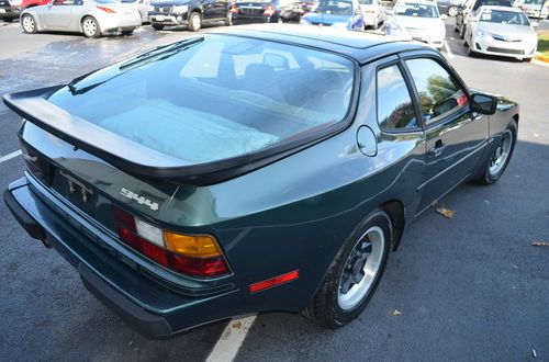 1983 Porsche 944 Base Coupe 2-Door 2.5L, image 23