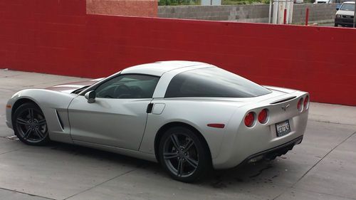 2008 chevrolet corvette base coupe 2-door 6.2l