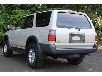 1997 4Runner, Very clean, No rust, low miles, Sunroof, 4X4, NO RESERVE!!, image 20