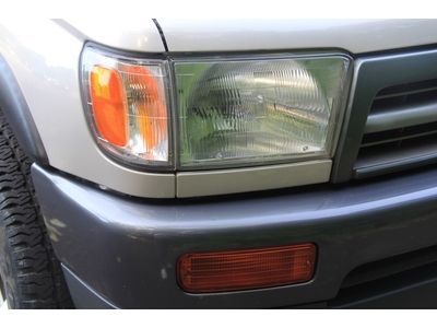 1997 4Runner, Very clean, No rust, low miles, Sunroof, 4X4, NO RESERVE!!, image 27