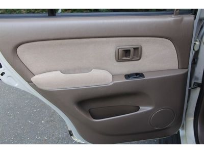 1997 4Runner, Very clean, No rust, low miles, Sunroof, 4X4, NO RESERVE!!, image 42