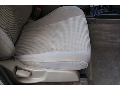 1997 4Runner, Very clean, No rust, low miles, Sunroof, 4X4, NO RESERVE!!, image 58