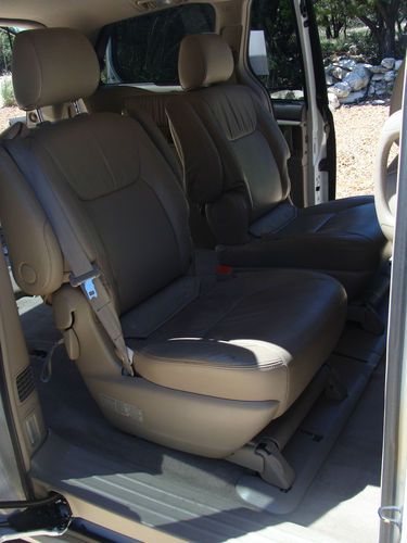 2008 Toyota Sienna XLE Mini Passenger Van 5-Door 3.5L, image 18