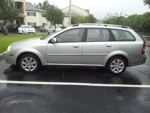 Suzuki forenza 2005 station wagon