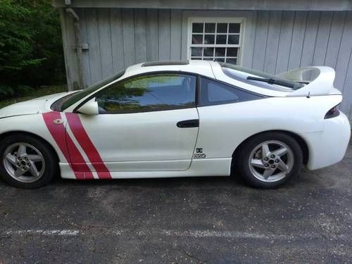 1999 mitsubishi eclipse gs hatchback 2-door 2.0l